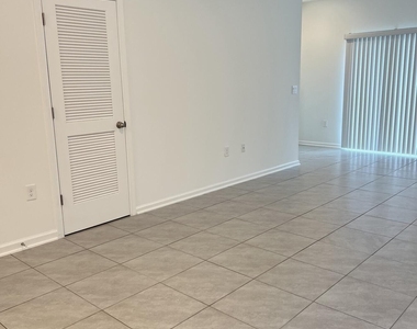 4001 Haymon Avenue - Photo Thumbnail 5