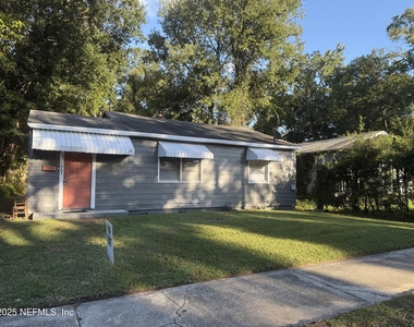 903 Melson Avenue - Photo Thumbnail 10