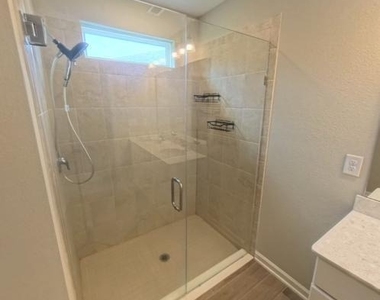 70409 Winding River Drive - Photo Thumbnail 21