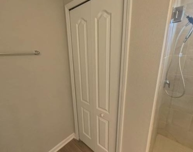 70409 Winding River Drive - Photo Thumbnail 13