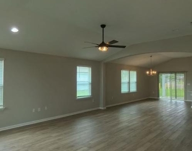 70409 Winding River Drive - Photo Thumbnail 7
