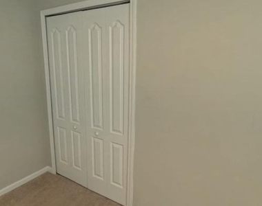 70409 Winding River Drive - Photo Thumbnail 18