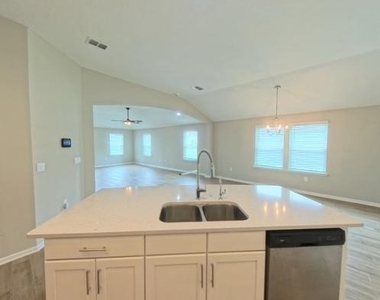 70409 Winding River Drive - Photo Thumbnail 5