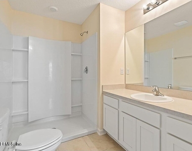 592 Running Woods Street - Photo Thumbnail 12
