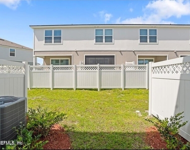 592 Running Woods Street - Photo Thumbnail 18