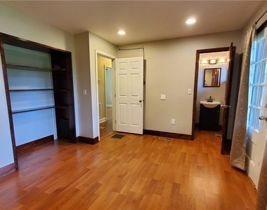 931 Auburn Road - Photo Thumbnail 19