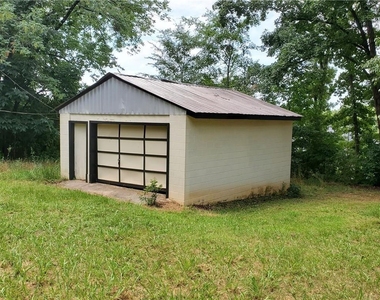 931 Auburn Road - Photo Thumbnail 25