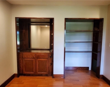 931 Auburn Road - Photo Thumbnail 18