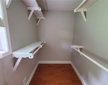 931 Auburn Road - Photo Thumbnail 16