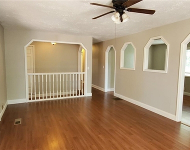 931 Auburn Road - Photo Thumbnail 4