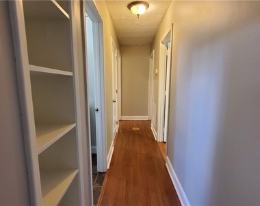 931 Auburn Road - Photo Thumbnail 11