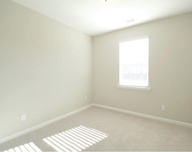 4514 Valtek Court - Photo Thumbnail 18