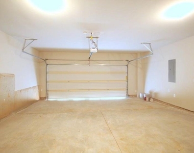 4514 Valtek Court - Photo Thumbnail 27