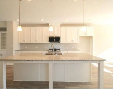 4514 Valtek Court - Photo Thumbnail 7