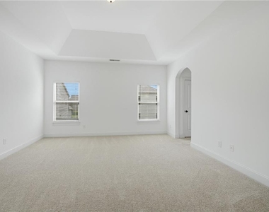 5060 Rialto Way - Photo Thumbnail 12