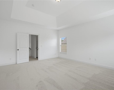 5060 Rialto Way - Photo Thumbnail 13