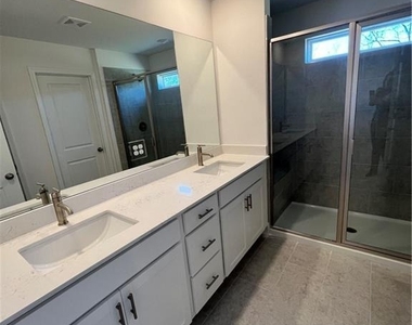 2720 Westgate Park Drive - Photo Thumbnail 14