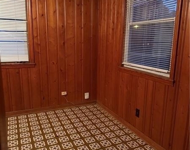498 Ridge Avenue Sw - Photo Thumbnail 11