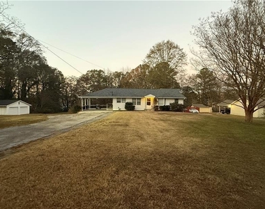 498 Ridge Avenue Sw - Photo Thumbnail 1