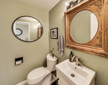 1640 W Diversey Parkway - Photo Thumbnail 8