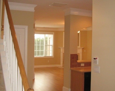 2658 Gadsen Walk - Photo Thumbnail 3
