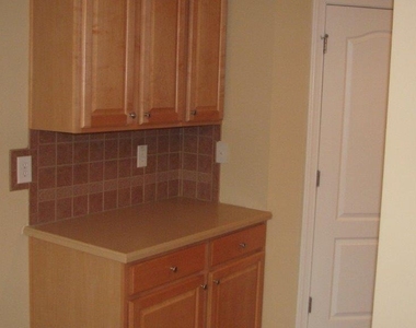 2658 Gadsen Walk - Photo Thumbnail 15