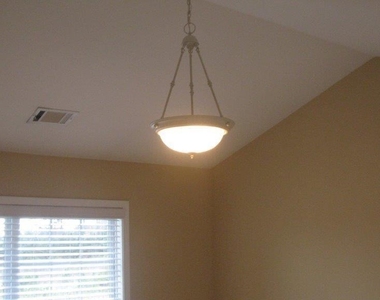 2658 Gadsen Walk - Photo Thumbnail 19