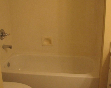 2658 Gadsen Walk - Photo Thumbnail 29