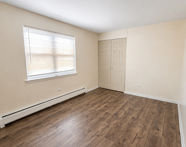 9654 Golf Terrace - Photo Thumbnail 5