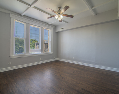 5610 S Michigan Street - Photo Thumbnail 1