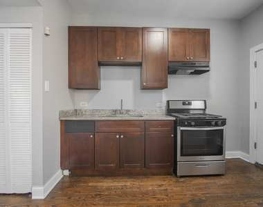 5610 S Michigan Street - Photo Thumbnail 4