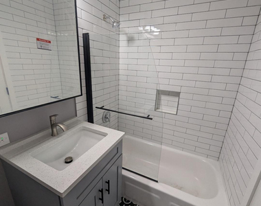 7925 W 103 Street - Photo Thumbnail 1