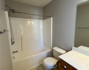 1854 Pierce Way - Photo Thumbnail 23