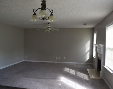 1854 Pierce Way - Photo Thumbnail 3