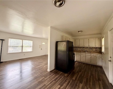 3151 Bluebird Lane - Photo Thumbnail 3