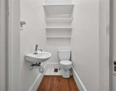 582 Clifton Road Ne - Photo Thumbnail 32