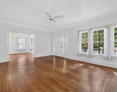 582 Clifton Road Ne - Photo Thumbnail 8