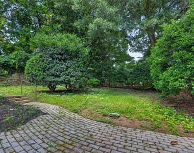 582 Clifton Road Ne - Photo Thumbnail 44