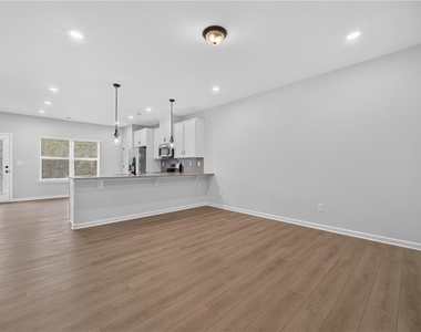 58 Jacobs Farm Lane - Photo Thumbnail 9