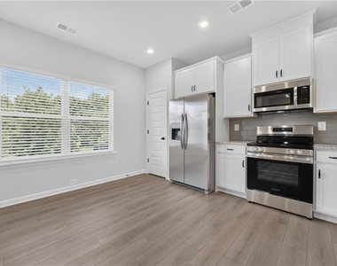 58 Jacobs Farm Lane - Photo Thumbnail 15