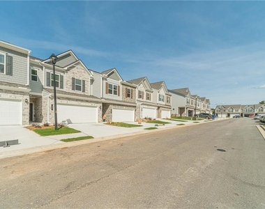 58 Jacobs Farm Lane - Photo Thumbnail 36