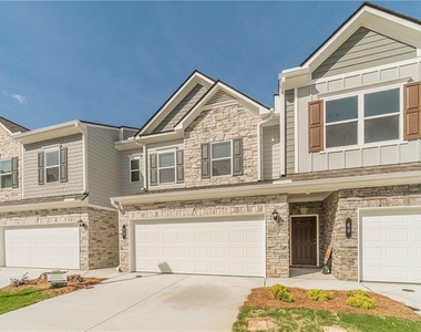58 Jacobs Farm Lane - Photo Thumbnail 2