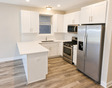 6622 S University Avenue - Photo Thumbnail 3