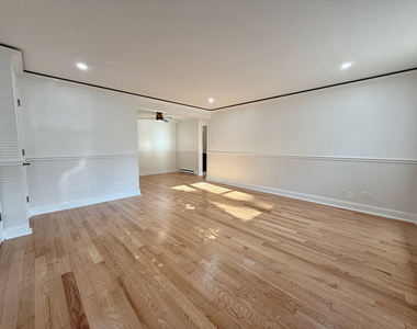 5037 N East River Road - Photo Thumbnail 2
