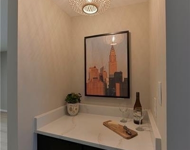 2179 Surrey Court Se - Photo Thumbnail 11
