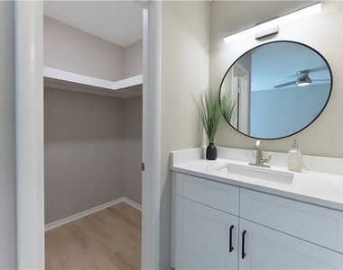 2179 Surrey Court Se - Photo Thumbnail 25