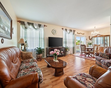 32504 Millstone Circle - Photo Thumbnail 9