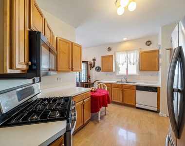 32504 Millstone Circle - Photo Thumbnail 3