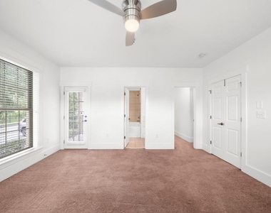 2360 Logan Circle Ne - Photo Thumbnail 25