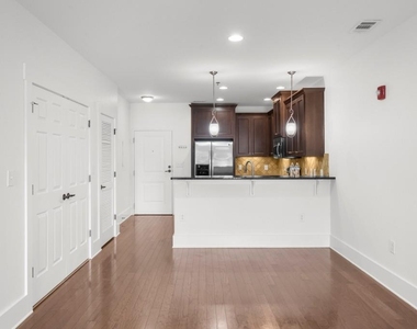 2360 Logan Circle Ne - Photo Thumbnail 20